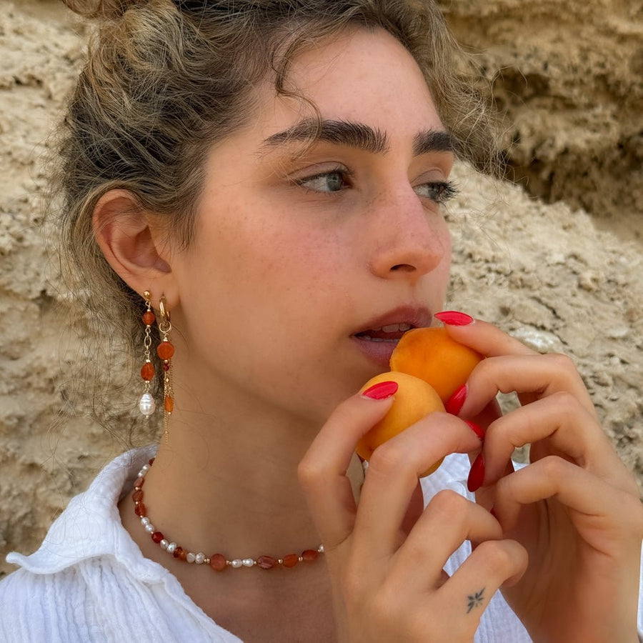 עגילי קרניליאן ופנינה | Mango