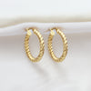 עגיל חישוק Twisted Hoop | זהב 14K